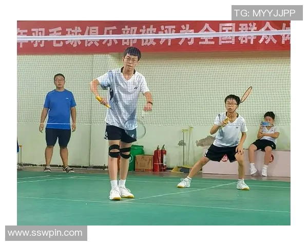 杭州羽毛球队在全国羽毛球速度排行榜中荣获第六名的佳绩引发关注